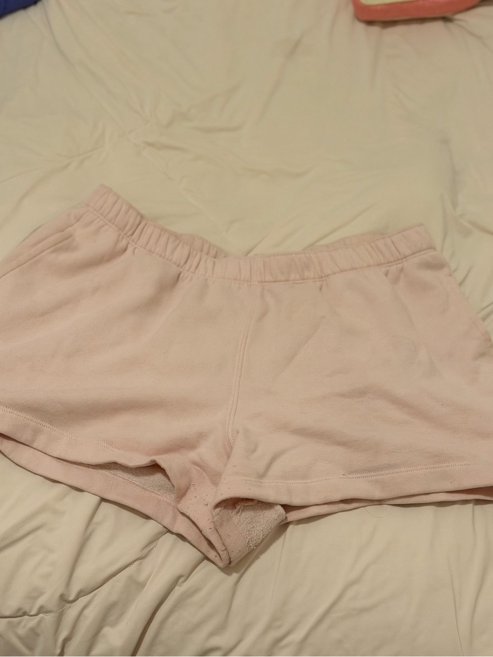Hollister  Soft High-Waist Lounge Shorts in Light Pink